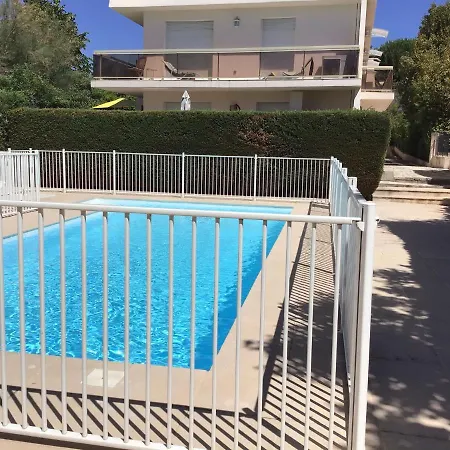 Parc Des Vespins Aparthotel