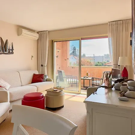 Parc Des Vespins Aparthotel 3*