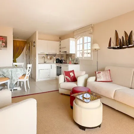 Aparthotel Parc Des Vespins 3*