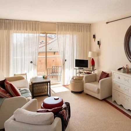 Parc Des Vespins Aparthotel
